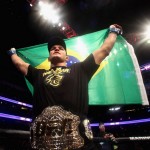 Джуниор Дос Сантос - новый чемпион UFC в тяжелом весе